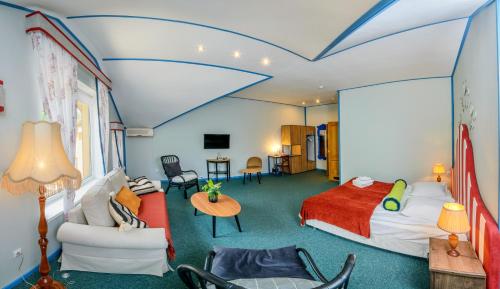 Yuryevskoye Podvorye Boutique Hotel - image 9