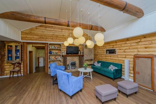 Yuryevskoye Podvorye Boutique Hotel - image 10