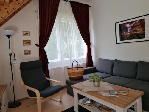 Vendégház a Kerekhegyi Pagonyhoz - Apartment - Zebegény