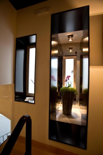 Borelli Palace Deluxe Apartments - image 9