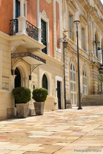 Hotel De La Opera