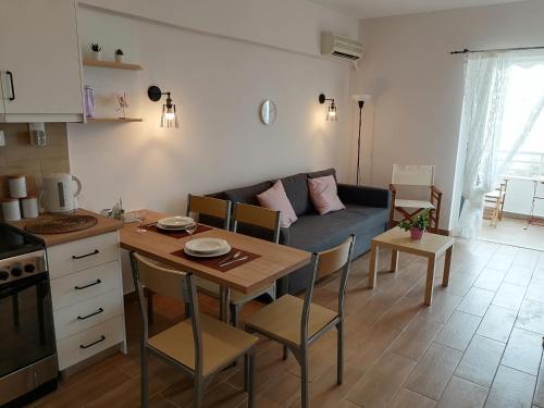 Atlas Endless Blue Apartment in 오아시스 (로우트라키 페라코라)