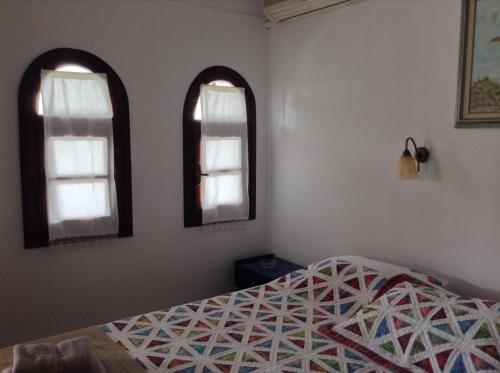 Twin Room image 1