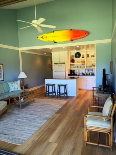 Blue Hawaii Condo