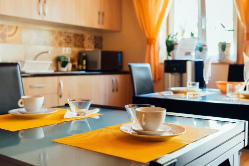 Happy House - main image