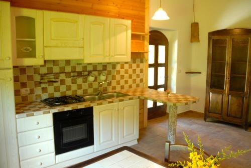 One-Bedroom Apartment - Annex