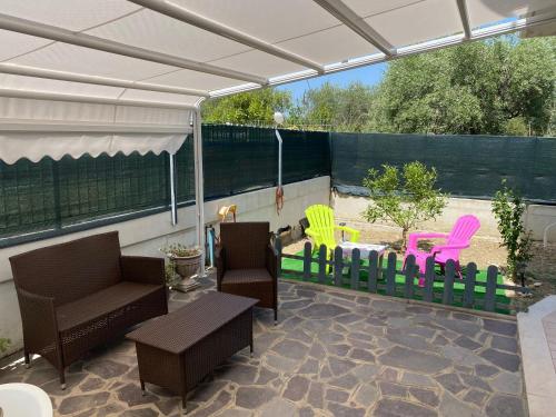 Appartamento al piano terra con ingresso indipendente e grande spazio esterno gîte à louer Monteodorisio