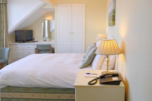 Double Room image 4