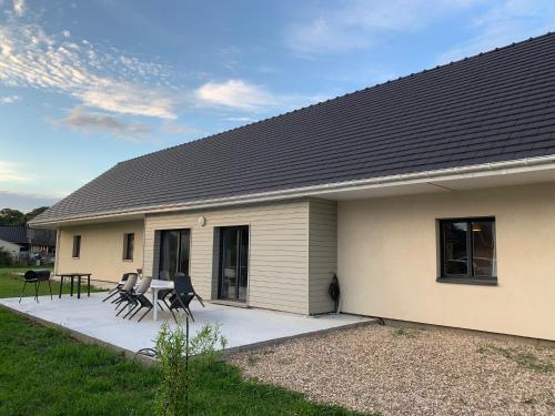 Gîte 12 personnes à 6Km de la Mer et 45Km Etretat gîte à louer Bertheauville