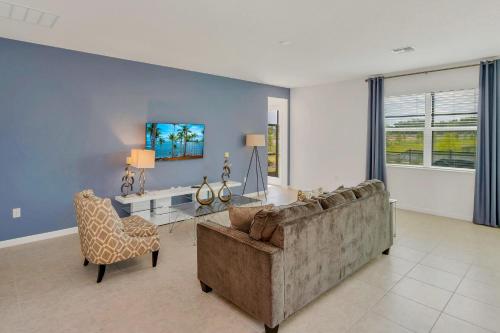 8BR Mansion - Luxury Resort - Private Pool BBQ and Games Room - image 8