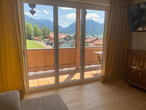 Apartment Schlierseeblick - ruhig mit tollem See- und Bergblick