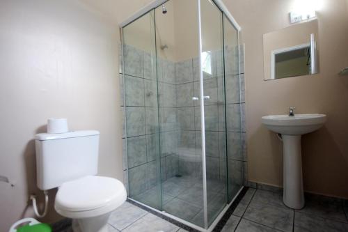 Standard Quadruple Room image 10