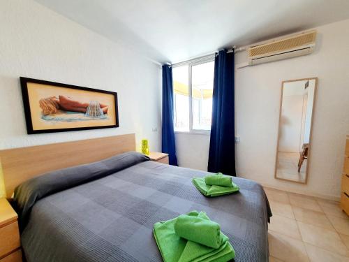 One-Bedroom Apartment image 10