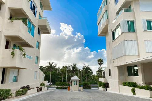 Brisas Shores 07 Beachfront Condo, Ocean view Pool and garden area, Zona Hotelera Cancun, Cancún (photo 9)