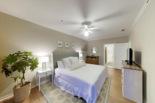 Exceptional Vacation Home in Orange Beach condo - image 12