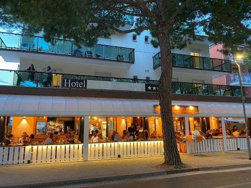 La Maison Hotel - main image