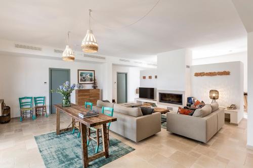  Tenuta Serra de Citris - Exclusive Villa in Puglia in Polignano a Mare