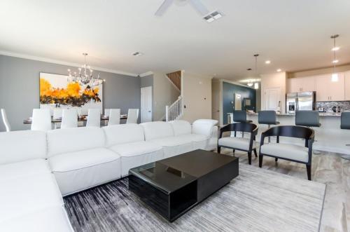Beautiful 9 Bed With Everything You Need! villa - image 4
