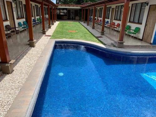 สระว่ายน้ำ, Hotel La Siesta in ลิเบเรีย