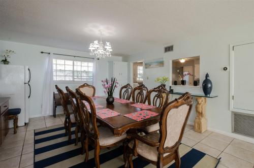 The Jewel of Dauphin Island - main image