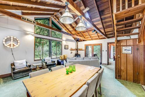 Austin Creek Cabin - image 6