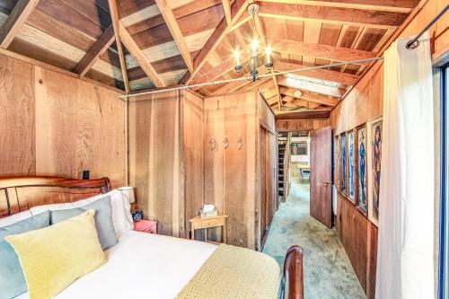 Austin Creek Cabin - image 12