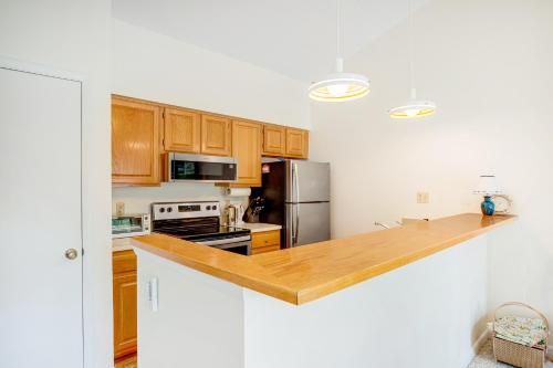 Sea Colony --- 7901 Timberlake - image 3