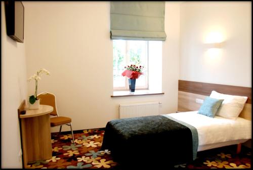 Algiro Hotel - main image