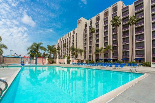 Knott's Berry Farm Hotel in Buena Park