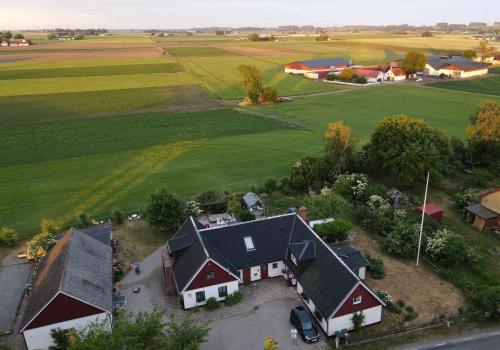 Peppinge Bed & Breakfast - Rapsbollen - image 7