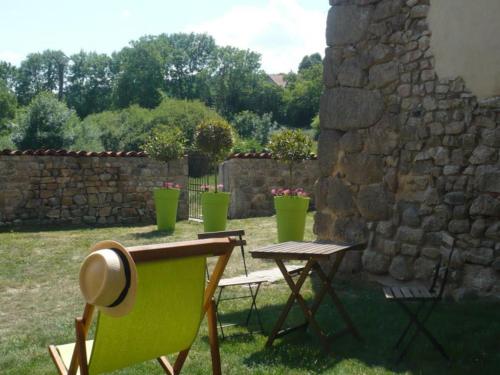 Gîte Palogneux, 3 pièces, 4 personnes - FR-1-496-92