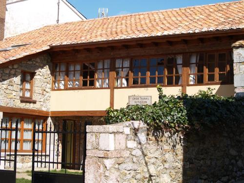Viesnīcas āriene, Casa Susarón (Casa Susaron) in Puebla de Lillo