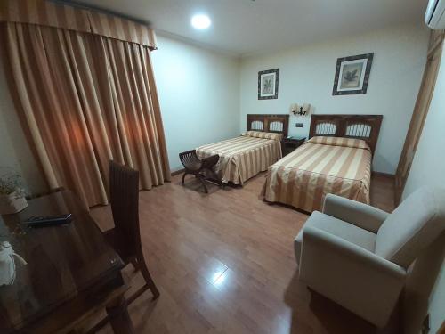 Hotel El Pentágono (Hotel El Pentagono) in Munana