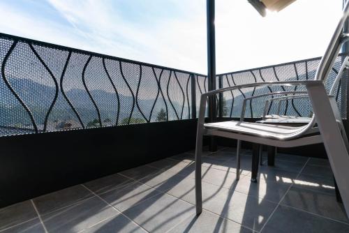 Apartment with Mountain View image 5