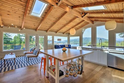 . Dreamy Bellingham Home on 10 Beautiful Acres!