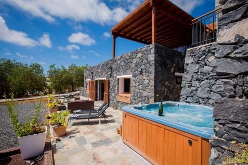 Villa Las Rosas Los Menores - image 12