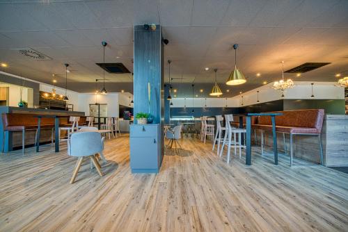 Паб/Коктейль-бар, FourSide Hotel Salzburg, Trademark Collection by Wyndham in Зальцбург