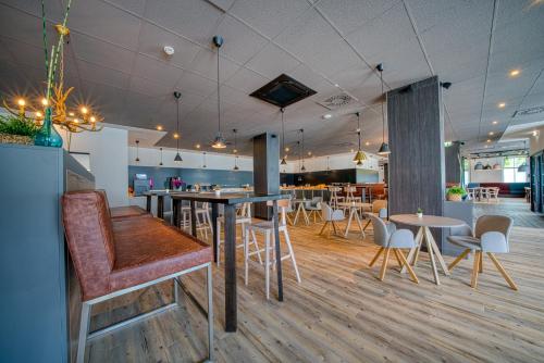 Паб/Коктейль-бар, FourSide Hotel Salzburg, Trademark Collection by Wyndham in Зальцбург