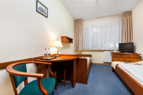 Hotel Olivia - image 5