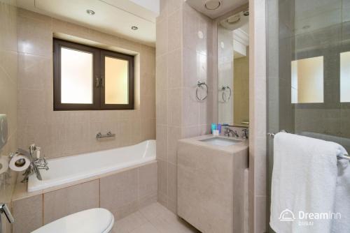 Dream Inn Apartments - Arabian Old Town - image 13