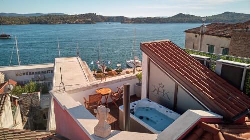 King Kresimir Heritage Hotel - image 12