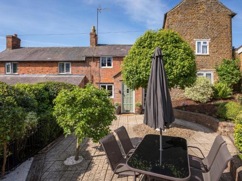 Orchard Cottage in Hook Norton