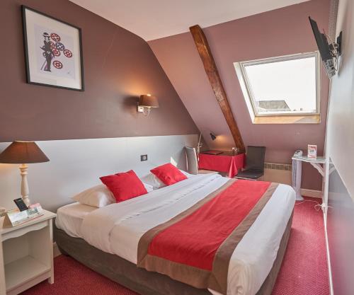 LOGIS Hotel Du Theatre - image 5