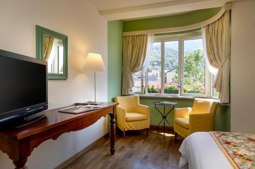 room detail thumbnail 1