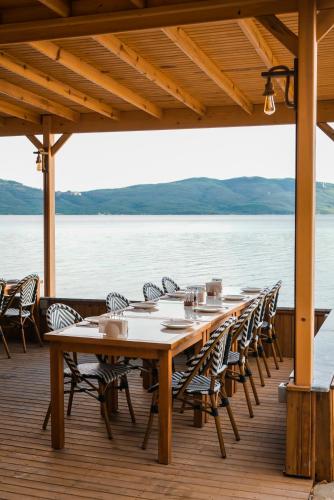 Restaurant, Pino Mar Luxury Bungalows in Erdek