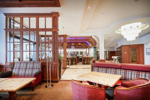 ผับ/เลาจน์, Hotel EDELWEISS Berchtesgaden Superior in เบิร์ชเทสการ์เดน