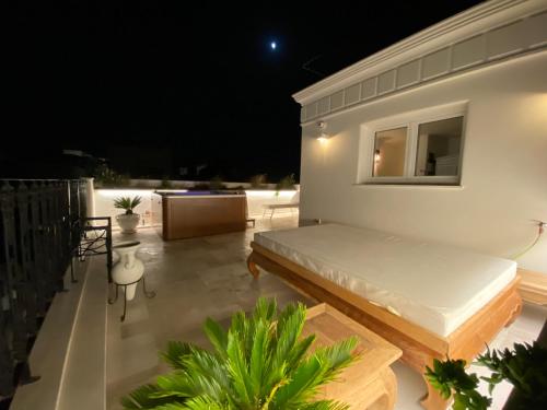 Home Avenue Luxury Townhouse 5