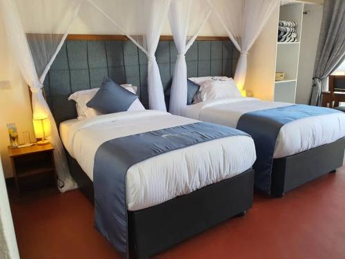 Lake Manyara Motto Cottages