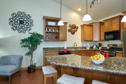 3BR Condo at Bear Hollow Village - image 10