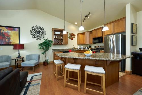 3BR Condo at Bear Hollow Village - image 12